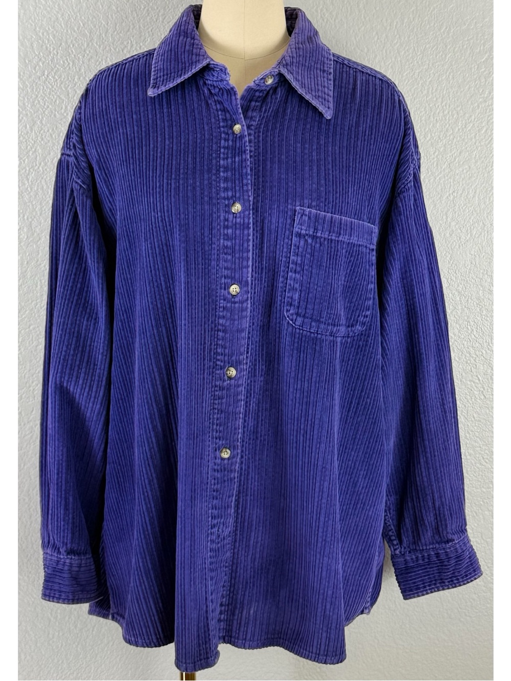 Eddie Bauer Vintage 80s 90s Women’s Purple Corduroy Button-Down Shirt size XL